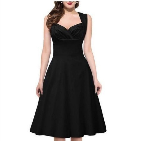 Dresses & Skirts - black vintage dress